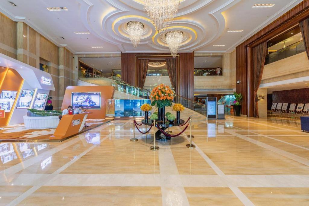 Wyndham Grand Plaza Royale Furongguo ฉางซา ภายนอก รูปภาพ