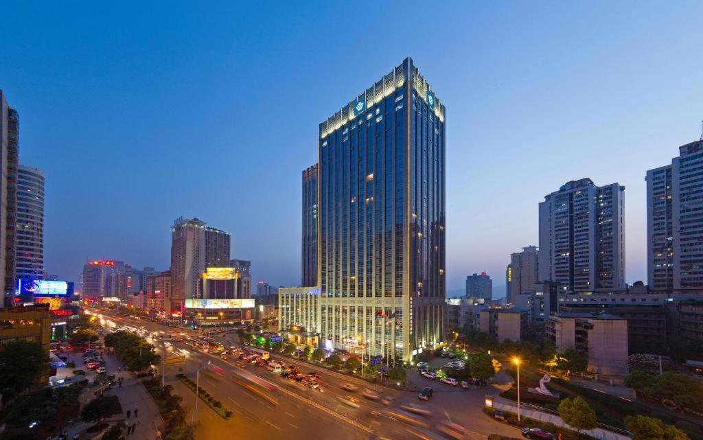 Wyndham Grand Plaza Royale Furongguo ฉางซา ภายนอก รูปภาพ